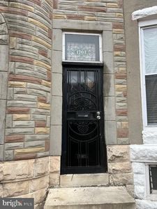 1703 E Lafayette Ave