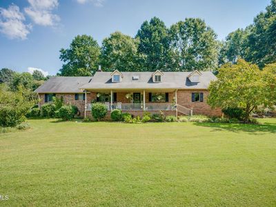 206 Spring Valley Rd