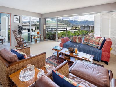 1645 Ala Wai Blvd APT 908