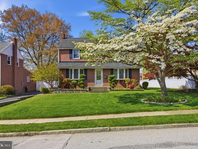 418 Colonial Park Dr