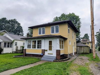 827 E Ewing Ave