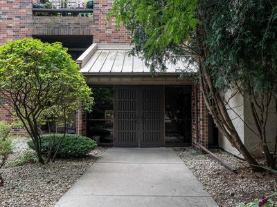 2350 W Good Hope ROAD #254