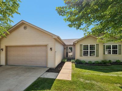 1109 Hickory LANE