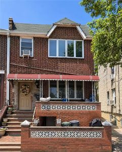 8682 15th Ave