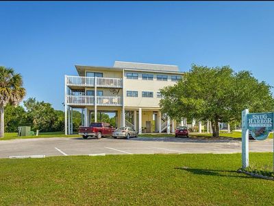 36 Sea Breeze Dr APT 6