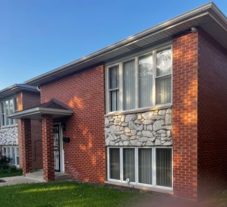 3505 S 52nd Ct
