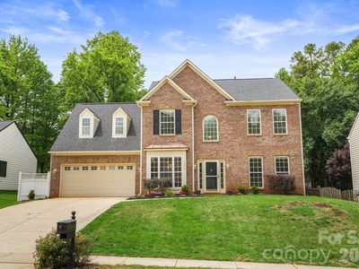 15816 Gathering Oaks Dr