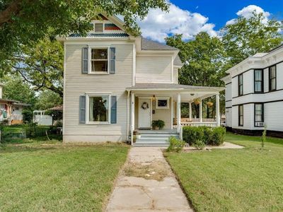 214 E 6th Ave