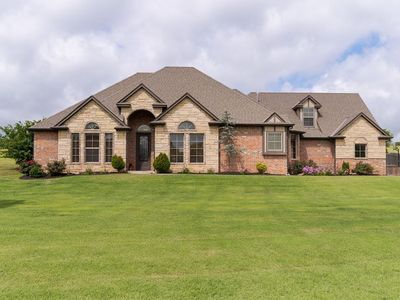 3525 Abby Ln