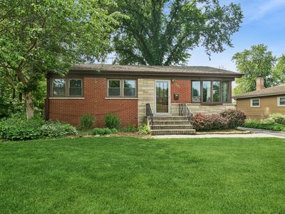 327 W Hawley St