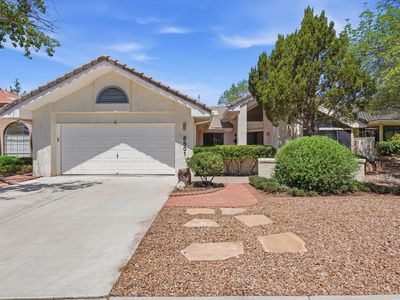 8501 Canyon Run Rd NE