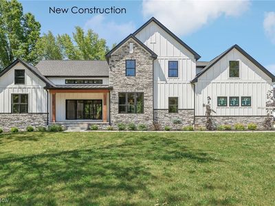 7110 Garden Place Dr