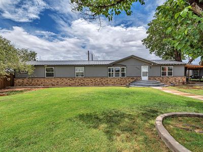 6207 El Paso Ave