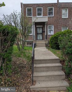 1941 W Chew St