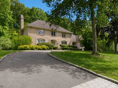 31 Laura Ln