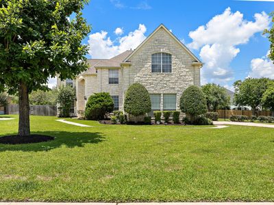 3818 Forest Creek Dr