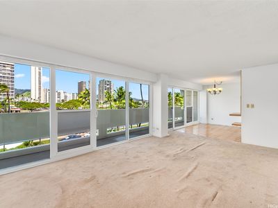 2085 Ala Wai Blvd #A32