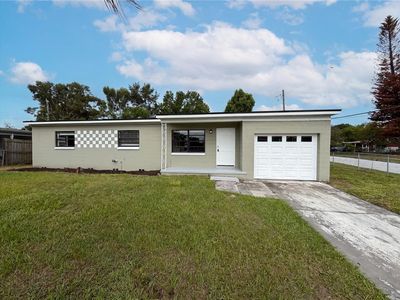 702 S Solandra Dr