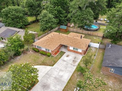 1046 Live Oak Dr