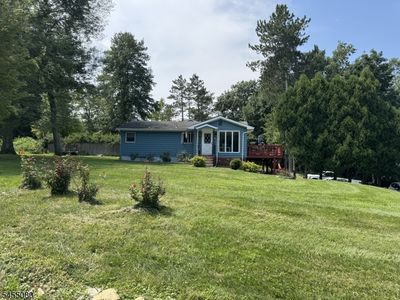31 Barry Dr