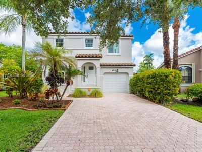 690 NW 159th Ln
