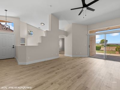 663 Del Lago Dr