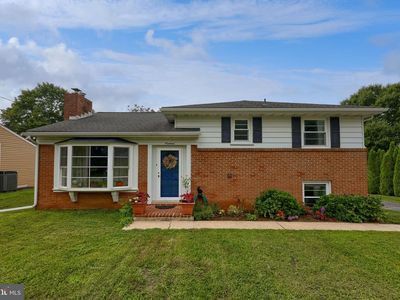 19 Pleasant Dr
