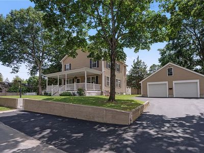 81 Rogers Ave
