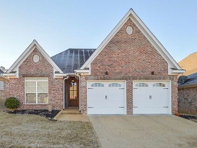 318 Leigh Ln