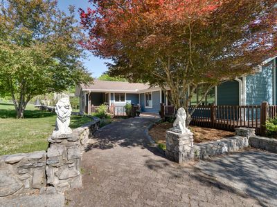 692 Tanglewood Dr