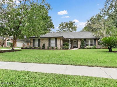 3850 MARNIE Place