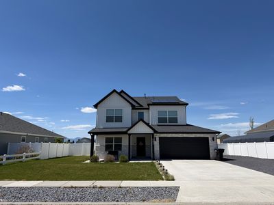 582 S Lakeside Dr