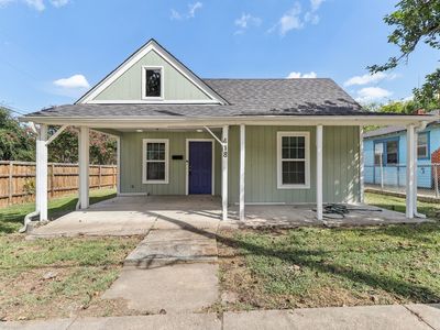 Property at 418 Lansing St, Dallas, TX
