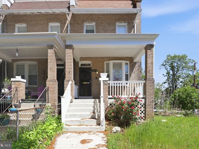 701 Longfellow St NW