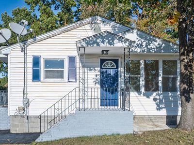 32 Turnpike St