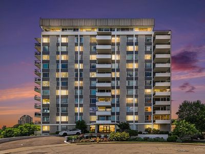 2401 Ingleside Ave Unit 5A