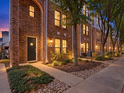 3815 Birkdale Dr