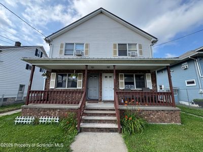 810 Center St #812