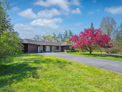 220 Lower Pine Ct