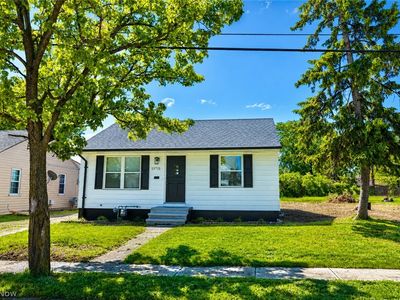 Property at 13711 Bennington Ave, Cleveland, OH