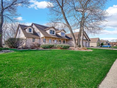 2068 Ramblewood Dr
