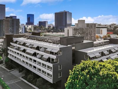880 W 1st St APT 310