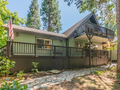 320 Airport Rd