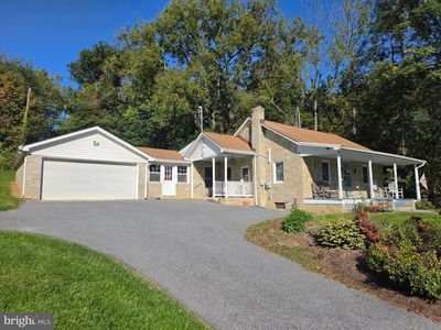 307 N Main St