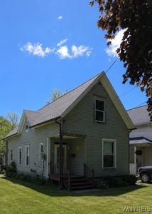 13 3rd Ave