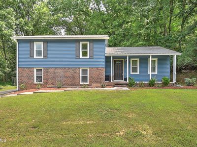 1312 Adobe Dr