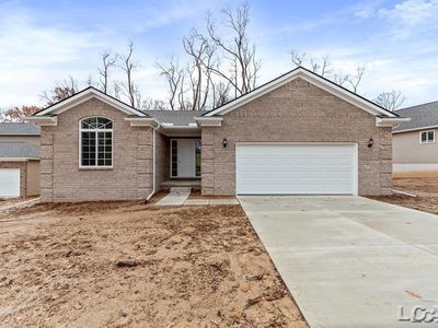 803 War Bonnet Dr