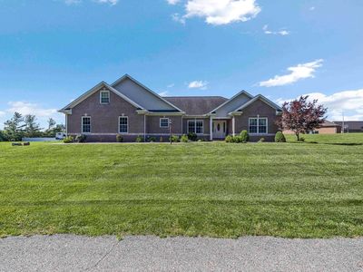 807 Creek Dr