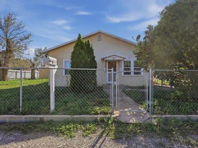 Property at 609 N 2nd St, Alpine, TX