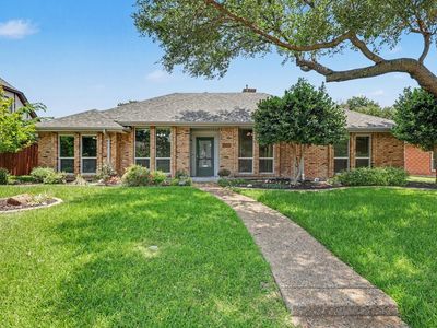 12706 Whispering Hills Dr